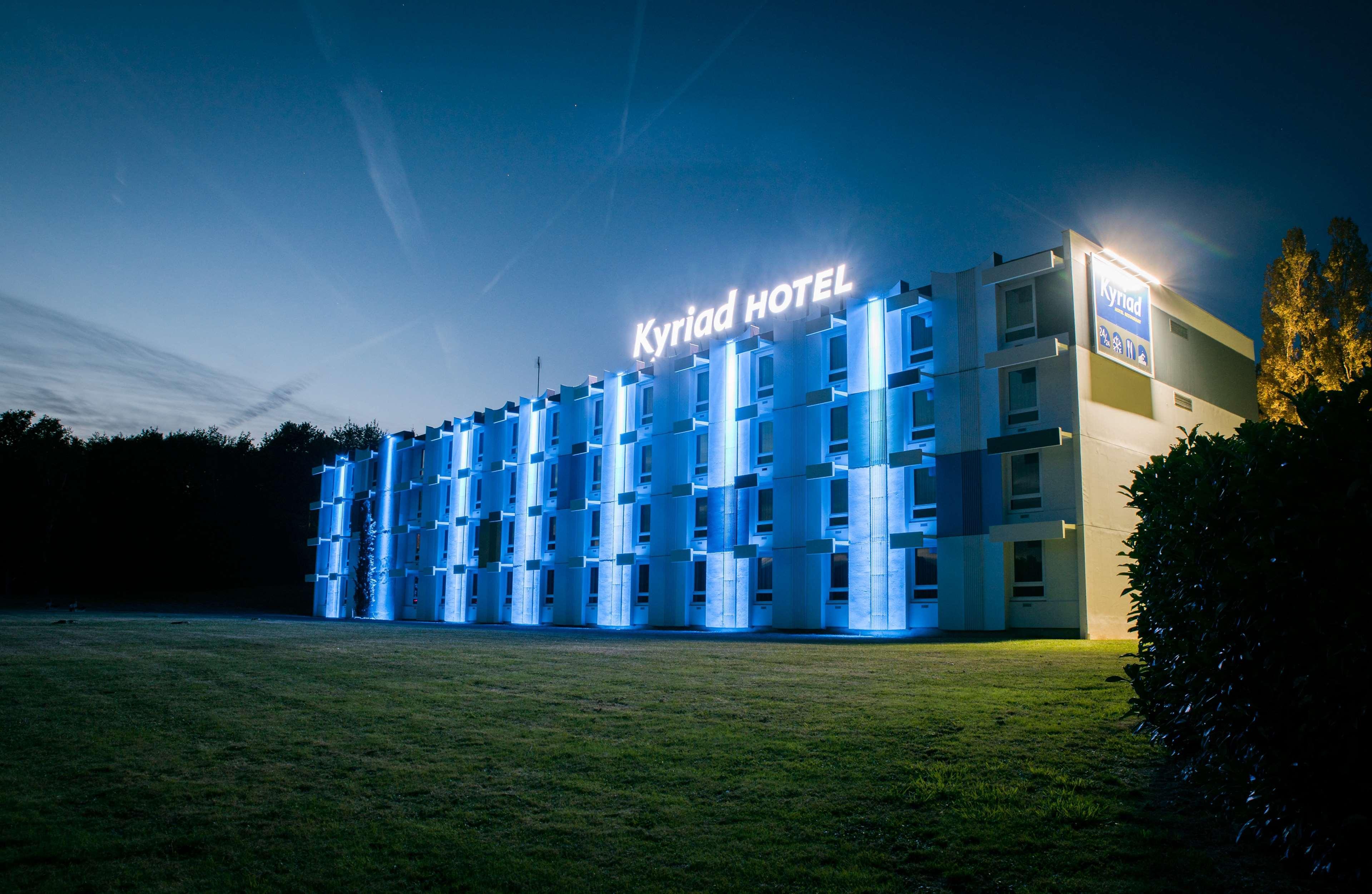 Kyriad Montchanin Le Creusot מראה חיצוני תמונה