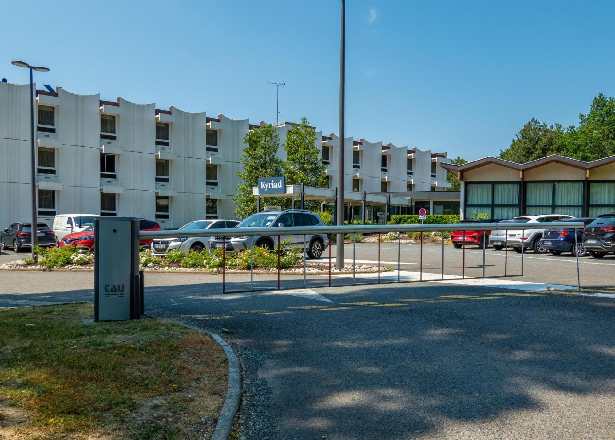 Kyriad Montchanin Le Creusot מראה חיצוני תמונה